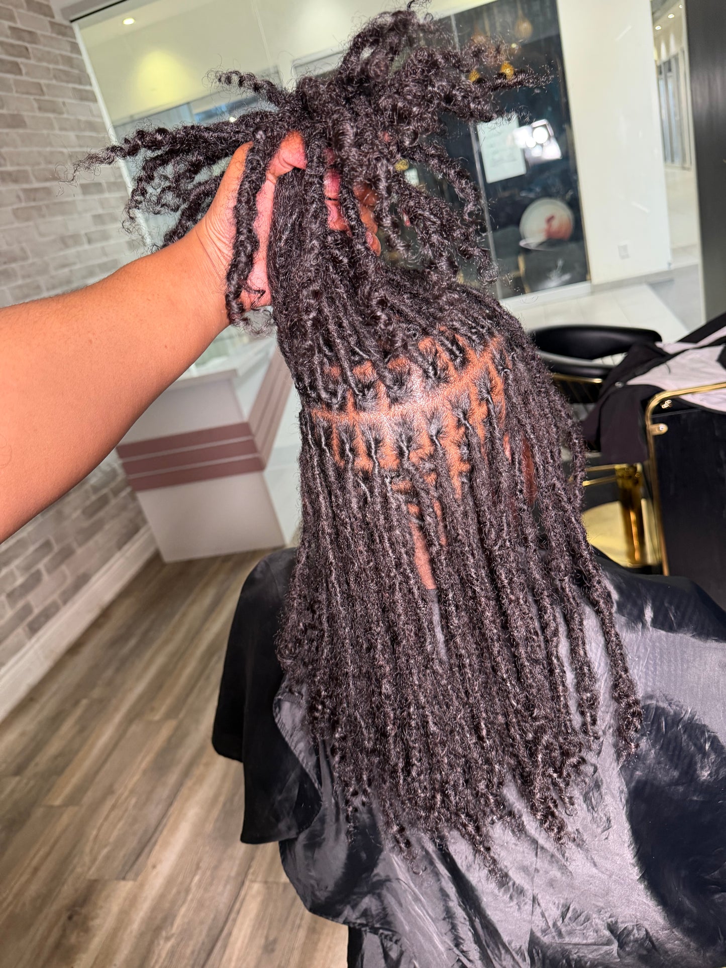 Goddess Locs (80 Strands)